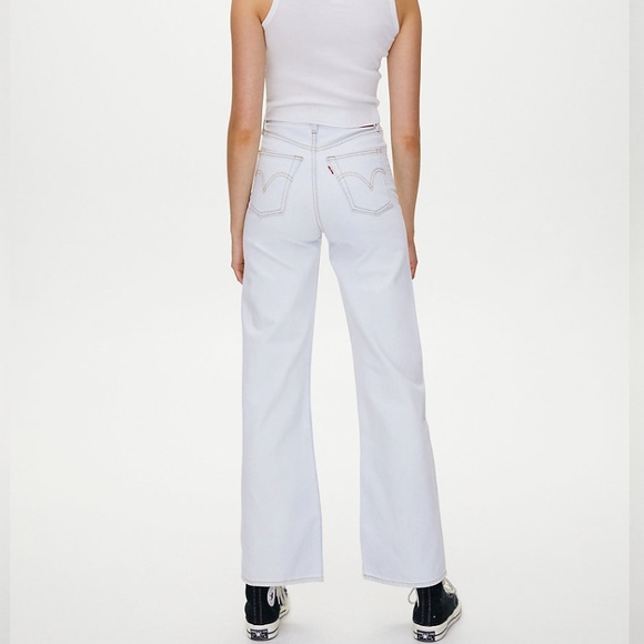 Levi's Denim - Levi's® Premium
RIBCAGE WIDE LEG WOMEN'S JEANS - Cold As Ice